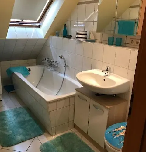 Gaestewohnung Saaleblick Apartamento *